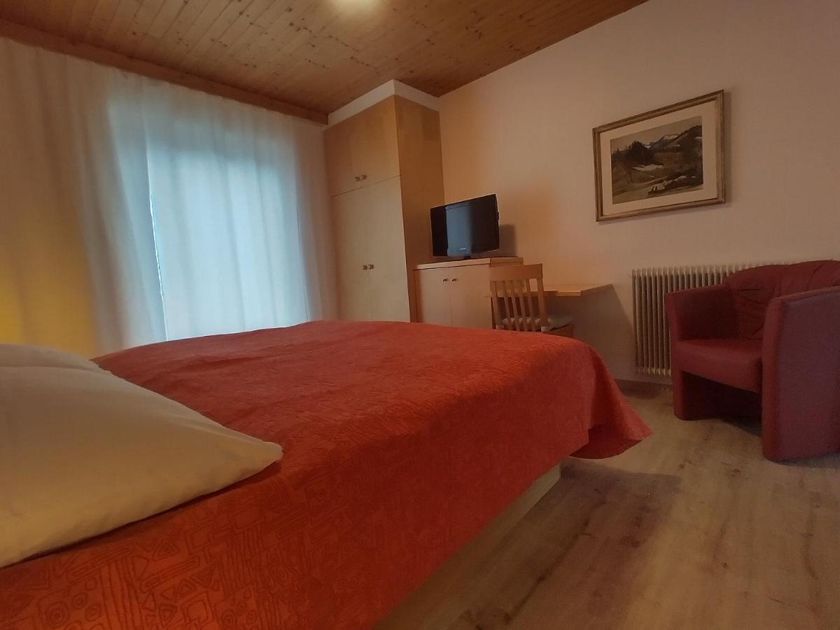 Seeblick-Appartements Ossiach Dış mekan fotoğraf